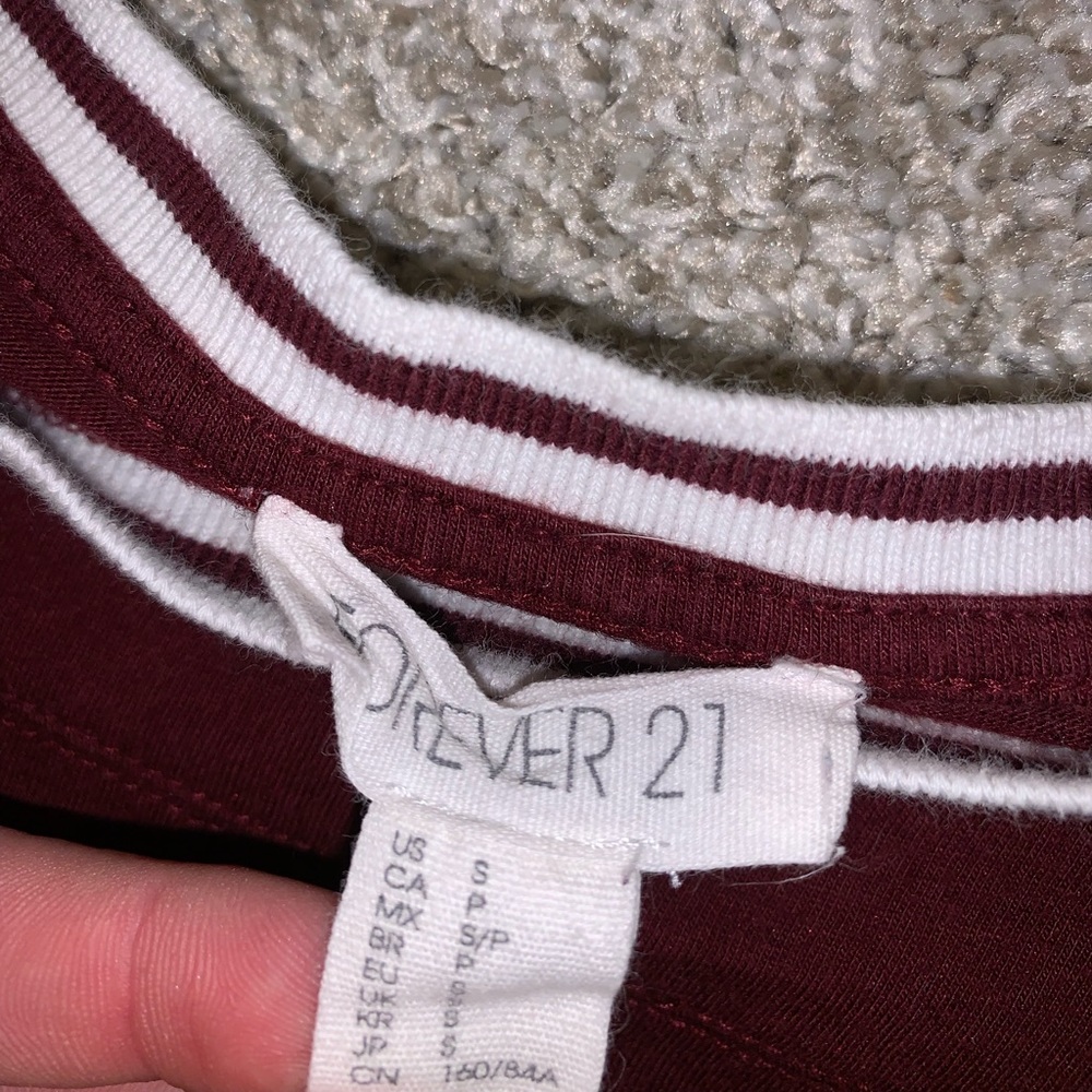 Forever 21 Maroon & White Crop Top size S - Picture 6 of 7